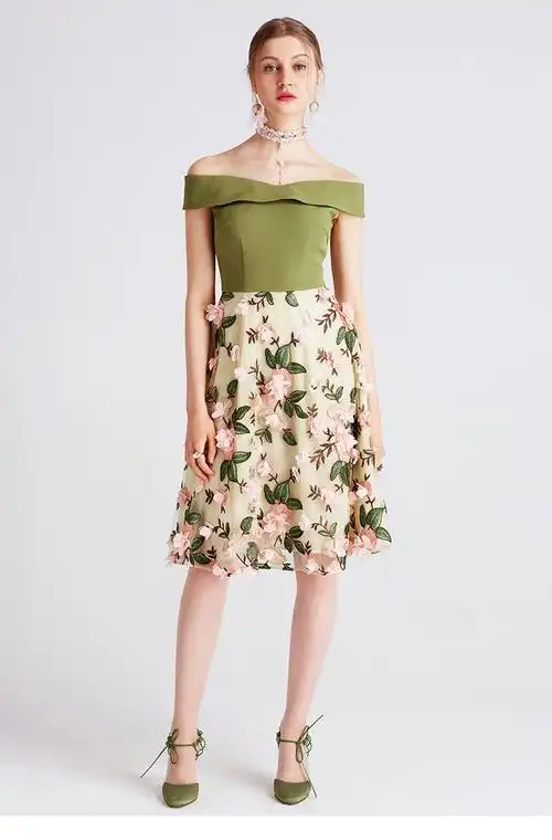 衣阁里拉2017夏装裙子女性感一字肩修身无袖a字裙网纱绣花连衣裙-t