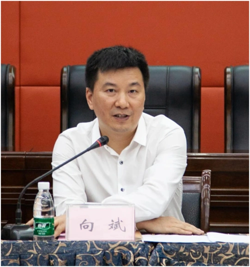 沙坪坝区中学学区共同体第二期建设工作启动重庆一中重庆南开中学领航