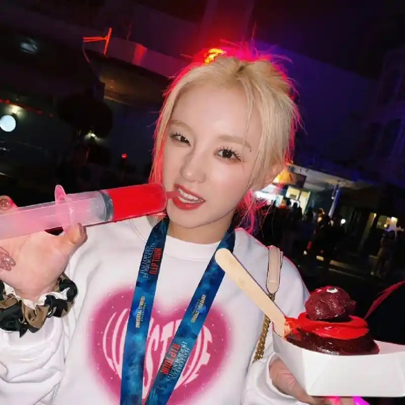 【宋雨琦】头像第一弹💗 浅发雨琦请求半永久