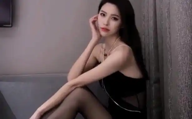 这就是你们喜欢的美丽坏女人