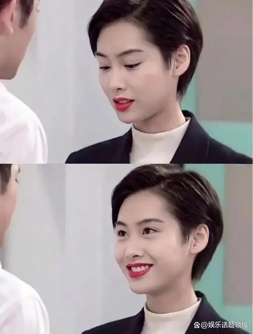 翻看经典港剧,90年代真的超级流行短发,大方露出额头或鬓角,自信飒爽