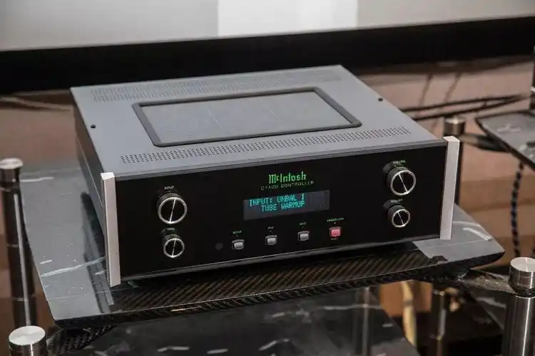 mcintosh麦景图c1100旗舰分体前级放大器