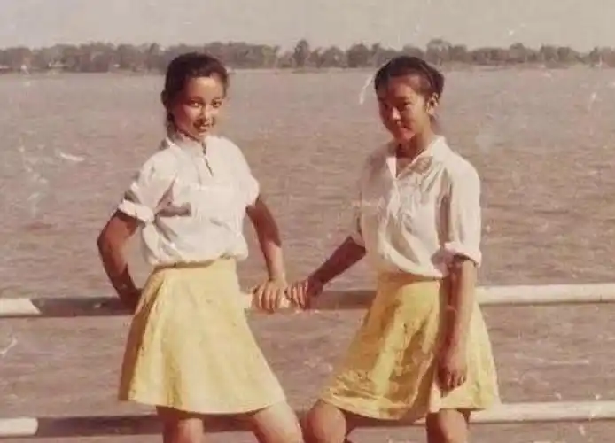 小时候李冰冰的家庭,并不富裕,只能算是小康家庭.