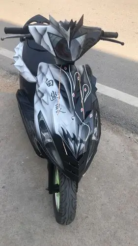 鬼火踏板摩托车爆改白幽灵战速改装二手跑车巧格燃油代步助力机车