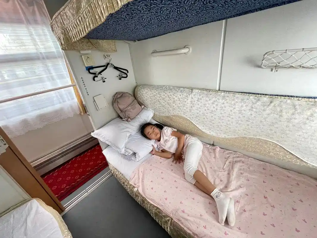 25h火车软卧vs 8h高铁二等座.带着孩子,从苏州到甘谷, - 抖音