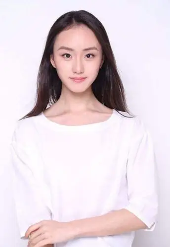 安居里青青的扮演者