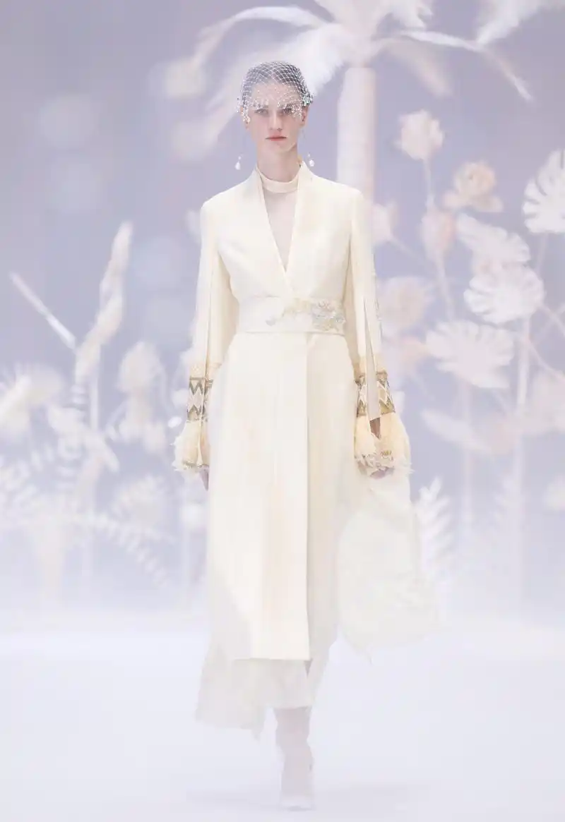 盖娅传说"若水"系列时装:袅袅仙气,不食人间烟火的中国风