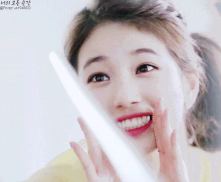 秀智可爱演员韩星gif动图_动态图_表情包下载_soogif