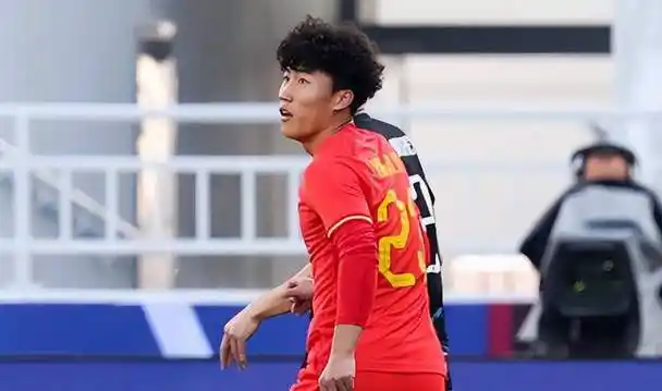 山东鲁能伤退费南多,边锋替补或脱颖而出