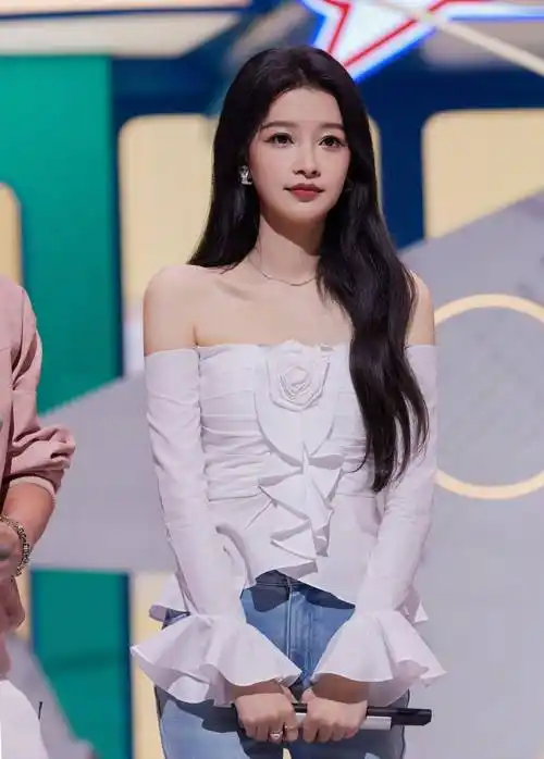 把脚踏两条船说的清新脱俗,并想牺牲沛沛保孙怡_佩佩来_回应_董子健