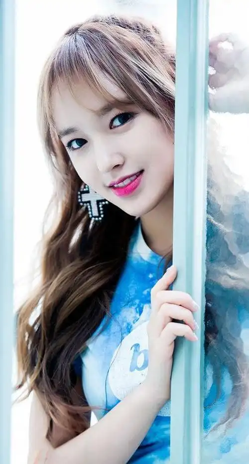 颜值才女程潇元气满满才华横溢未来非常可期