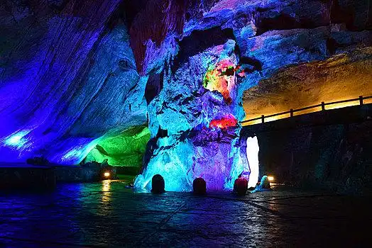 中国江苏省无锡市宜兴市善卷洞风景区洞内钟乳石奇观