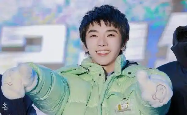 华晨宇被曝当爸,张碧晨扯下两人遮羞布,真实原因令人吃惊_时候_孩子