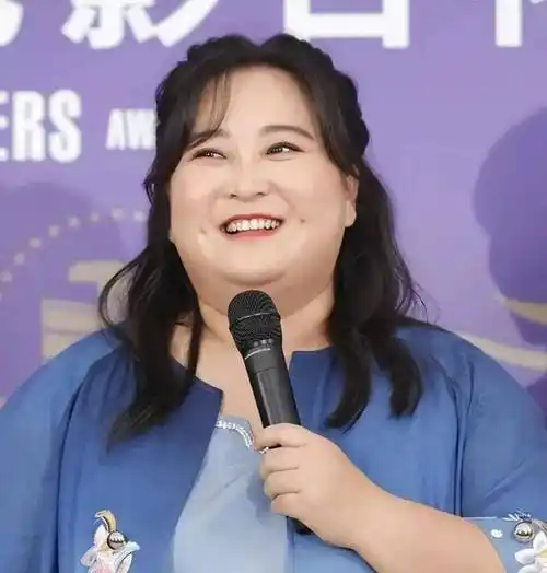 瘦身后的贾玲,未来将以怎样的姿态谱写人生的新篇章?