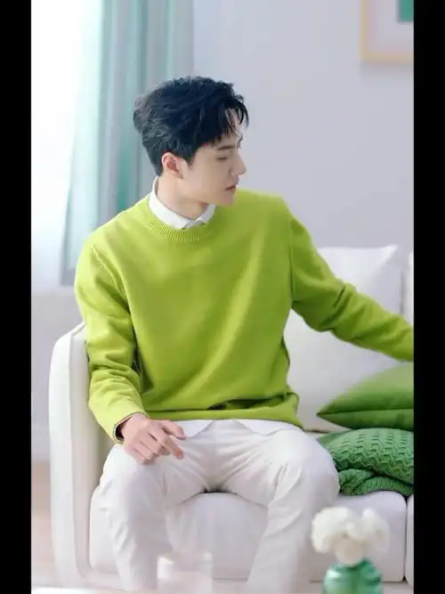 【王一博】能把绿色穿的这么可爱且高级的除了啵啵,还能有谁?