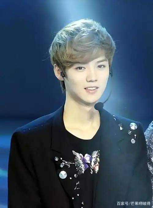 貌若潘安的顶流鹿晗,敬业善良有内涵,是娱乐圈中宝藏男孩