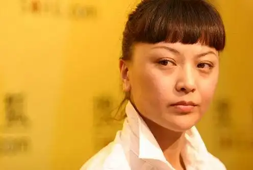 高峰案终审维持原判 王纳文笑对结果不准备上诉