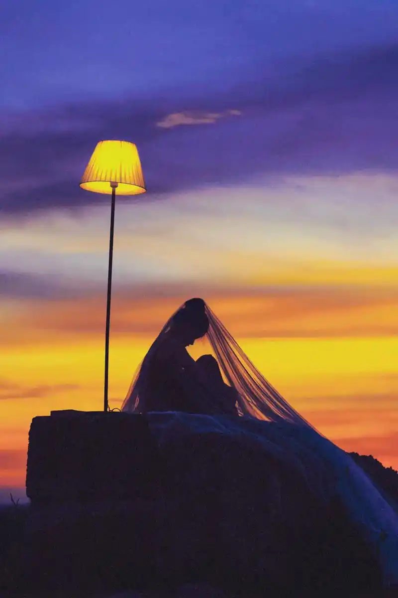 落日余晖映晚霞一抹夕阳美如画 #人像摄影 - 抖音