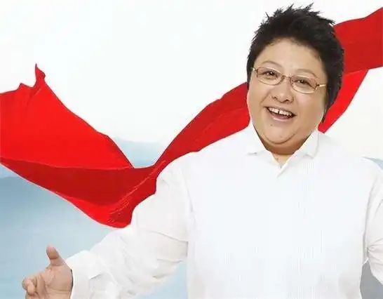 有头发的徐峥,变瘦的韩红,留长发的李宇春,你还能认出来吗