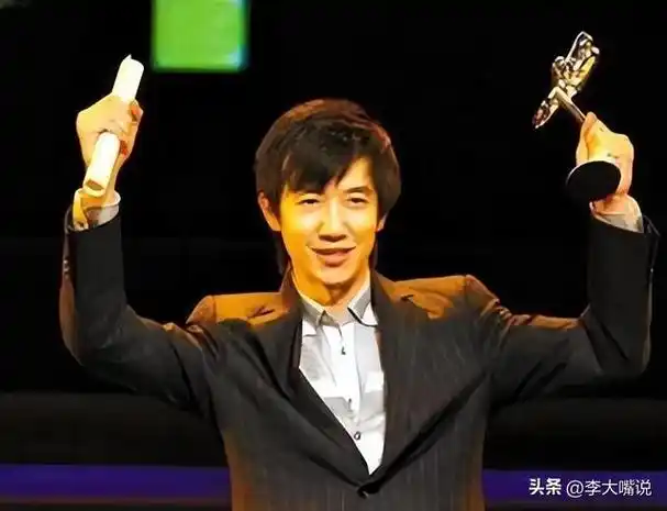 幸福妈妈|鄢颇|秦昊|曾剑|军校|军训|李小冉|叶大鹰|战争法_网易订阅