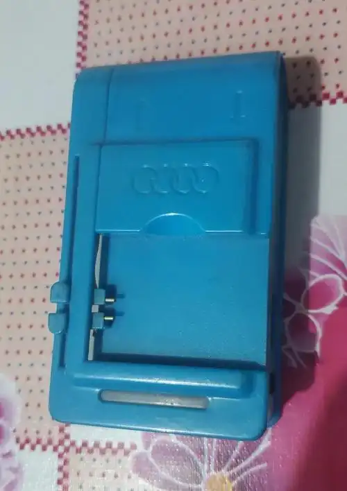 倒腾老房子东西发现一个万能充电器,往前推几年这个可是人手必备的一