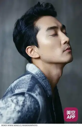 韩国男神级男星宋承宪写真合集