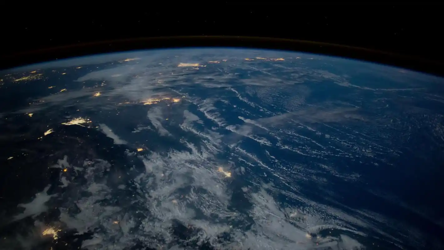 三岁之前的事情我们为什么记不住?其实不是被删除,而是被覆盖了