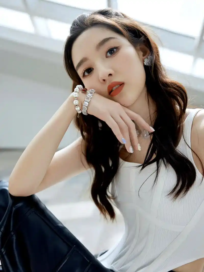 王玉雯写真分享,美的很