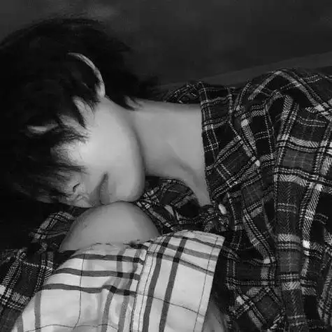 男生头像帅气真人黑白系命运掌握在自己手中