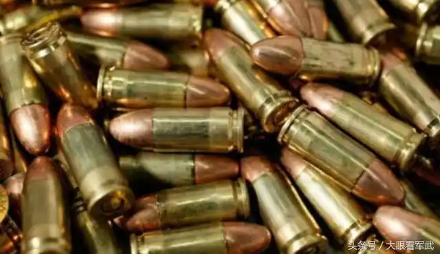 敲击子弹底部子弹会被击发吗千万不要这样做太危险了