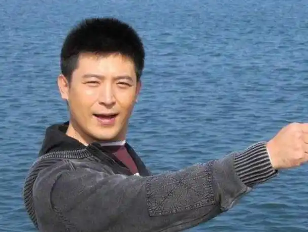 演员孙涛的照片