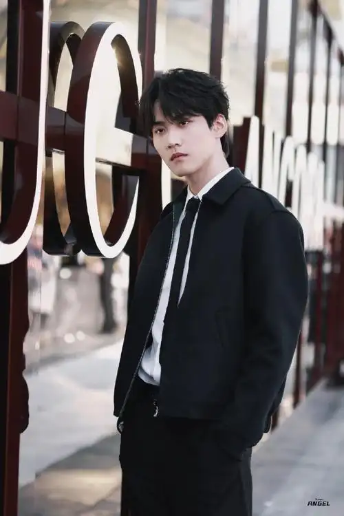 周柯宇的性别是老公##霸总本也该递给周柯宇了