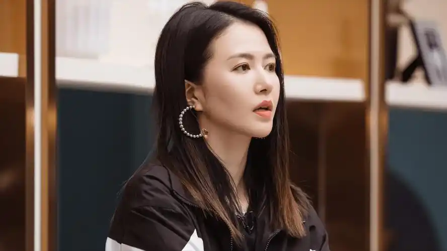 《浪姐3》的3个赢家,1个成人气王,1个好事多磨,1个是意难平_谭维维