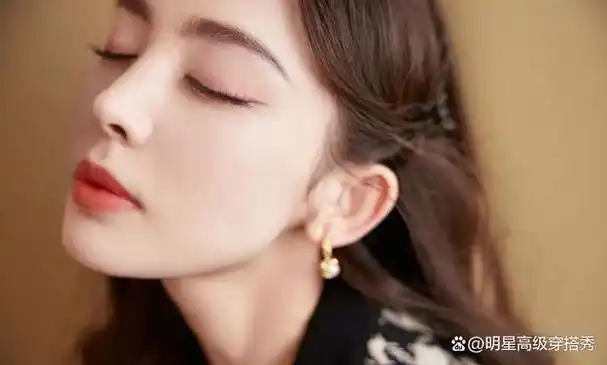 古力娜扎,景甜,陈瑶,刘浩存,共同演绎温暖治愈的时尚风潮!