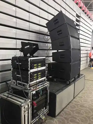 led屏幕音响设备租赁-舞台灯光设备租赁_舞美音响背景租赁_舞台搭建