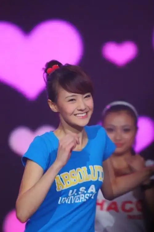 《还珠格格》将翻拍郑爽有望出演"小燕子"