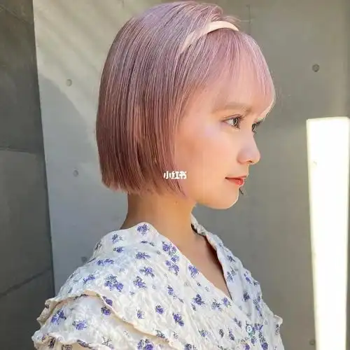 喜欢短发的女生做这样的发色一定不会烂大街