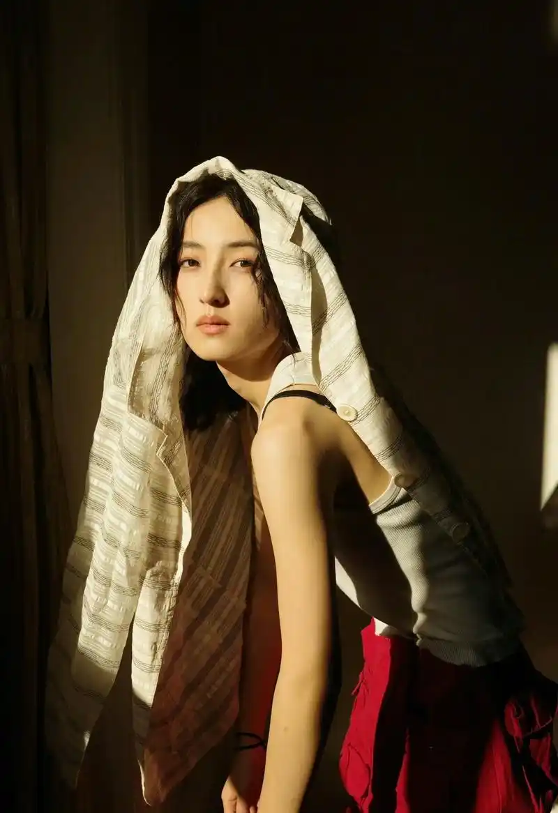 成为自己独一无二的「花」95#张子枫 #妇女节快乐 - 抖音