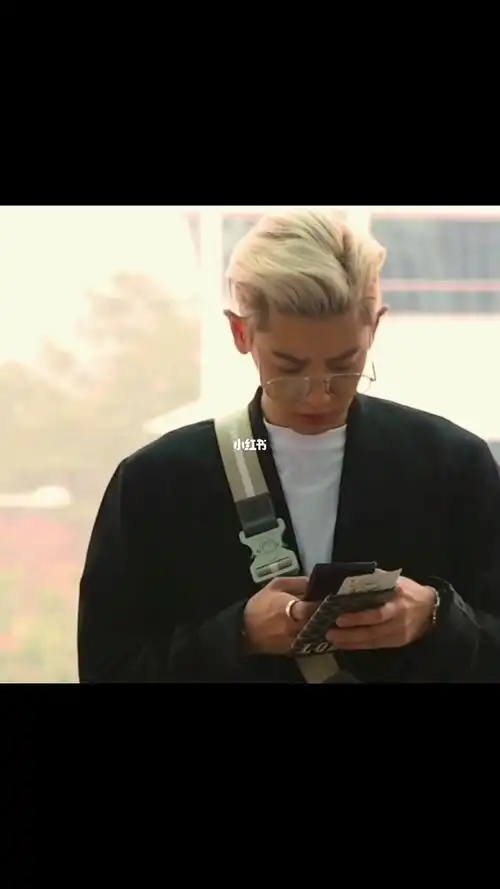 chanyeol大背头私服