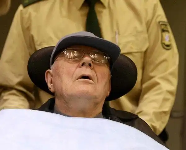 二战后,德国纳粹战犯多达10万人,为何94%的人都逃脱了惩罚