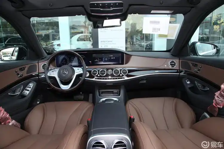 【奔驰s级2019款s 350 l 尊贵型 臻藏版内饰全景正拍汽车图片-汽车