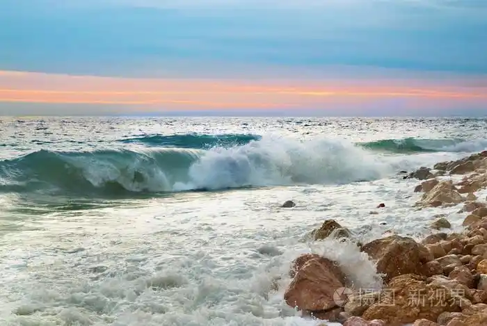 在海滩上的海浪