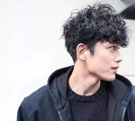 男孩烫发发型,男生烫发好看吗图16