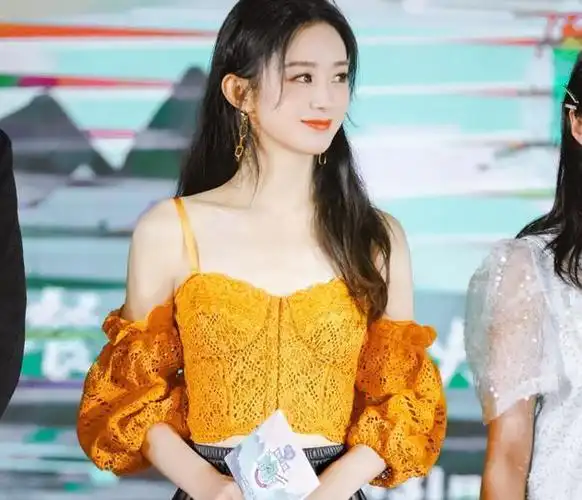 《中餐厅》的赵丽颖,屡屡被骂上热搜,问题出在哪?