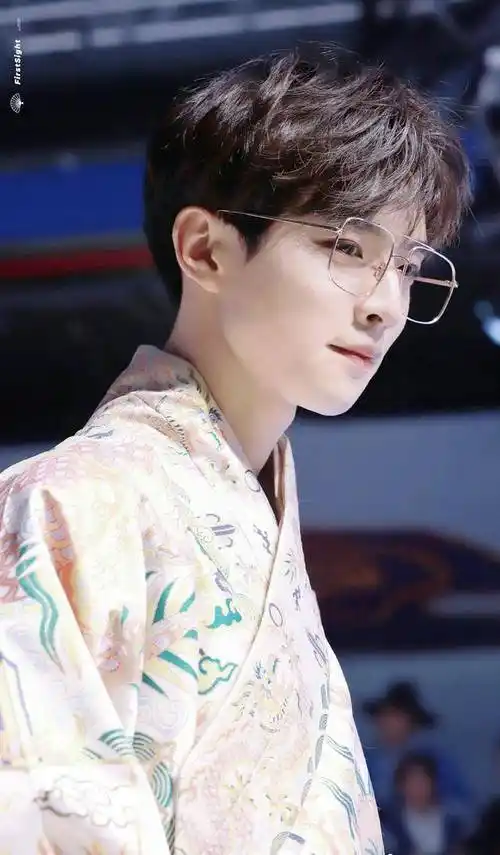 原创妖扬不愧是古风圈一体机穿上汉服后温润如玉太迷人