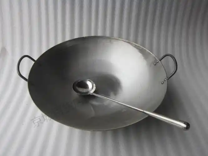 厨师专用大铁锅 炒菜锅 双耳炒锅 铁锅 饭店食堂用大边锅