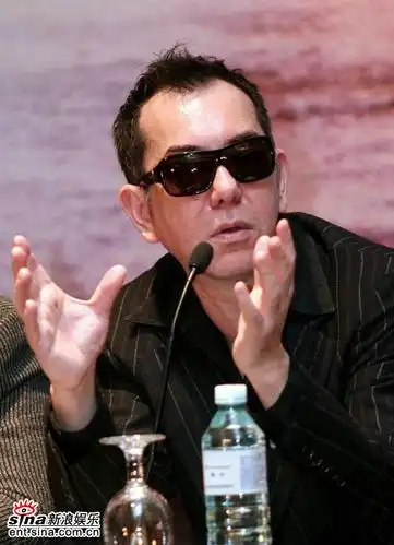 图文面纱发布会群星云集黄秋生戴墨镜