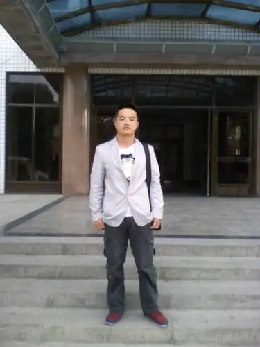 本人男生,173cm,体重140斤,我想减肥到120斤,学生.