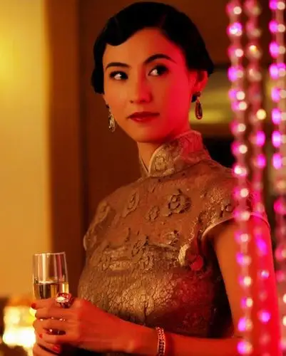 危险关系张柏芝身穿旗袍的古典美