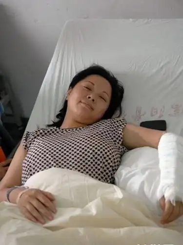 妈妈的爱很无私 最美妈妈与最残忍的妈妈